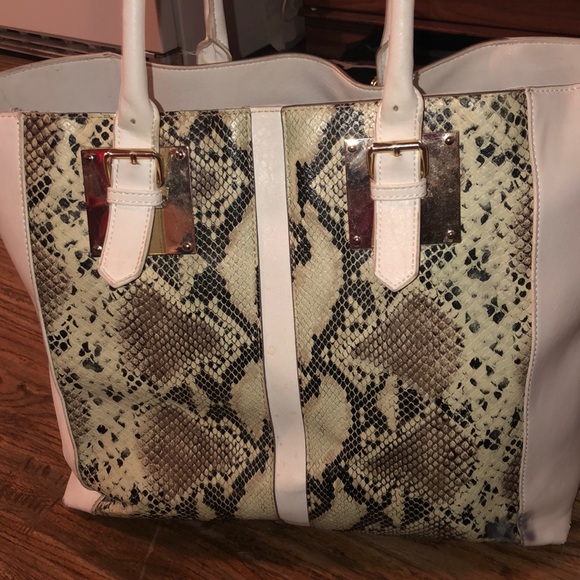 Just Fab Snakeskin Tote - Picture 4 of 7